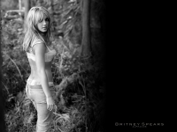 ����� � ������� ����� Britney Spears - Out From Under