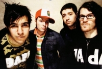 ����� � ������� ����� Fall Out Boy - I don't care