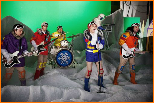 ����� � ������� ����� My Chemical Romance - Every snowflake's different