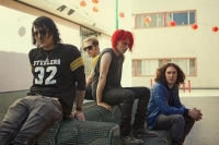 ����� � ������� ����� My Chemical Romance - The Light Behind Your Eyes