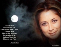 Текст и перевод песни Lara Fabian - Il est Lune 