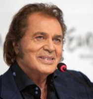 ����� � ������� ����� Engelbert Humperdinck - Love Will Set You Free