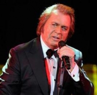 ����� � ������� ����� Engelbert Humperdinck - Love Me With All Your Heart 