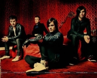 ����� � ������� ����� 30 Seconds To Mars - R-Evolve