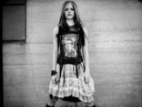 ����� � ������� ����� Avril Lavigne - My World