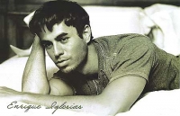 Текст и перевод песни Enrique Iglesias - Away