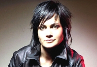 ����� � ������� ����� Sarah Mcleod - He Doesn't Love You