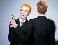     Eurythmics - Sweet Dreams (Are Made of This)