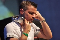 �����, ����� ����� ATB - Twisted Love (feat. Christina Soto)